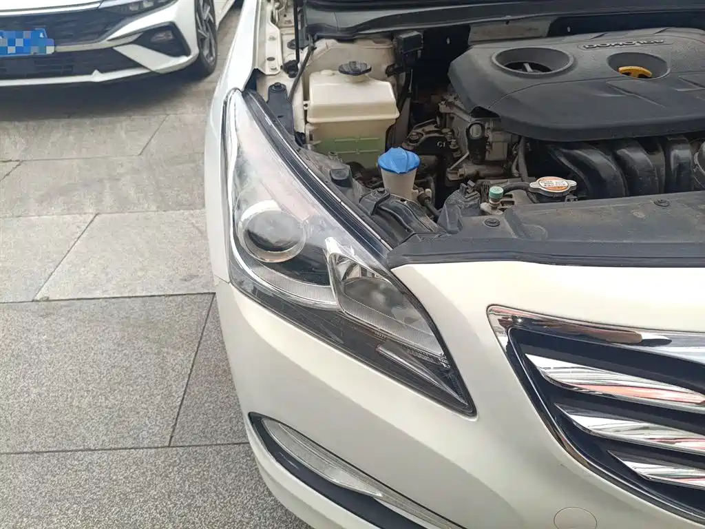 Hyundai Mistra 2014 1.8L Auto Premium DLX фото 7
