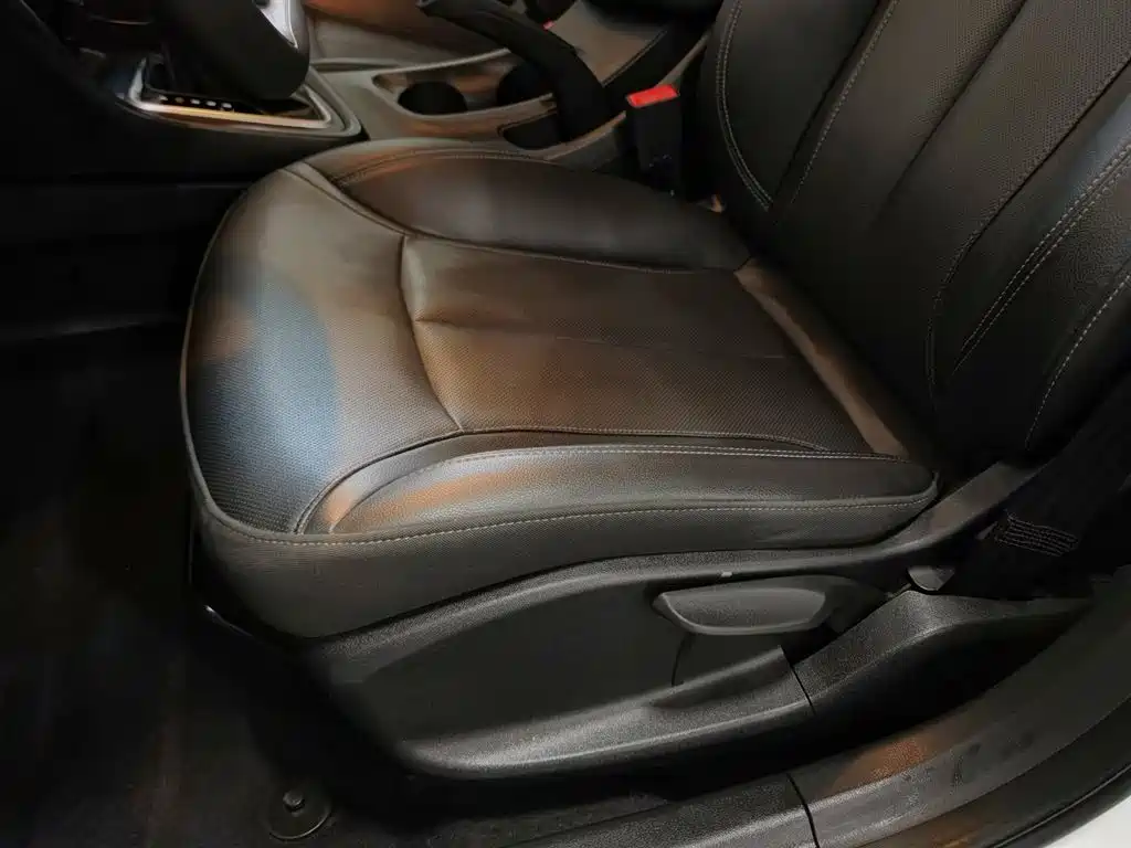 Buick Excelle 2021 1.3T Auto Mild Hybrid Elite фото 20