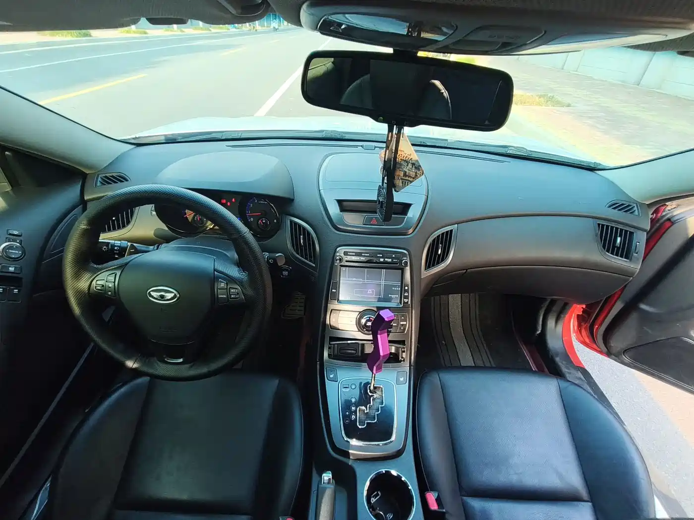 Hyundai Genesis Coupe 2012 2012 2.0T Automatic Luxury Edition