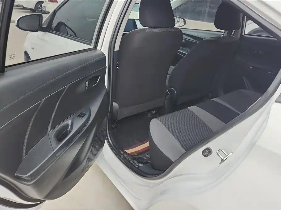 Toyota Vios 2022 1.5L CVT Venture CARE Edition фото 11