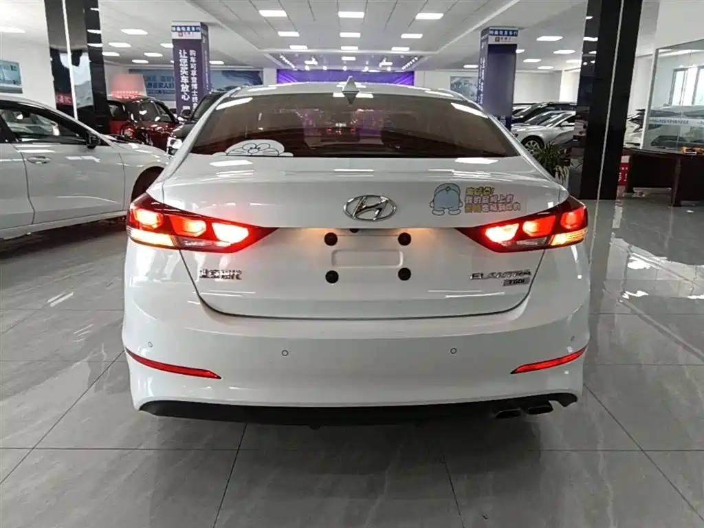 Hyundai Elantra 2016 1.4T DCT Dynamic·Vitality фото 6