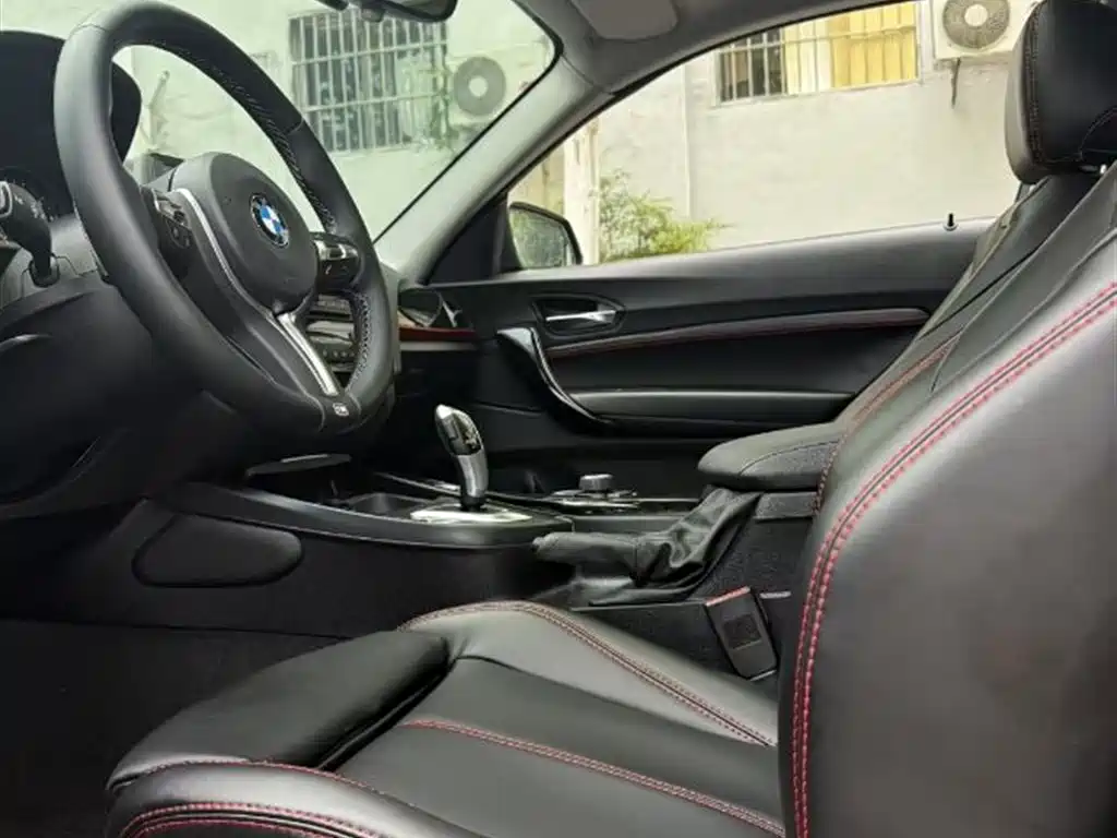 BMW 2 Series (Import) 2014 220i Leading фото 5