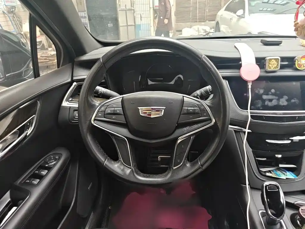 Cadillac XT5 2018 28E AWD Technology Model фото 3