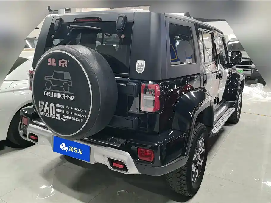 BAIC ORV Beijing Offroad BJ40 2019 PLUS 2.3T Automatic 4WD Luxury Edition China VI фото 3