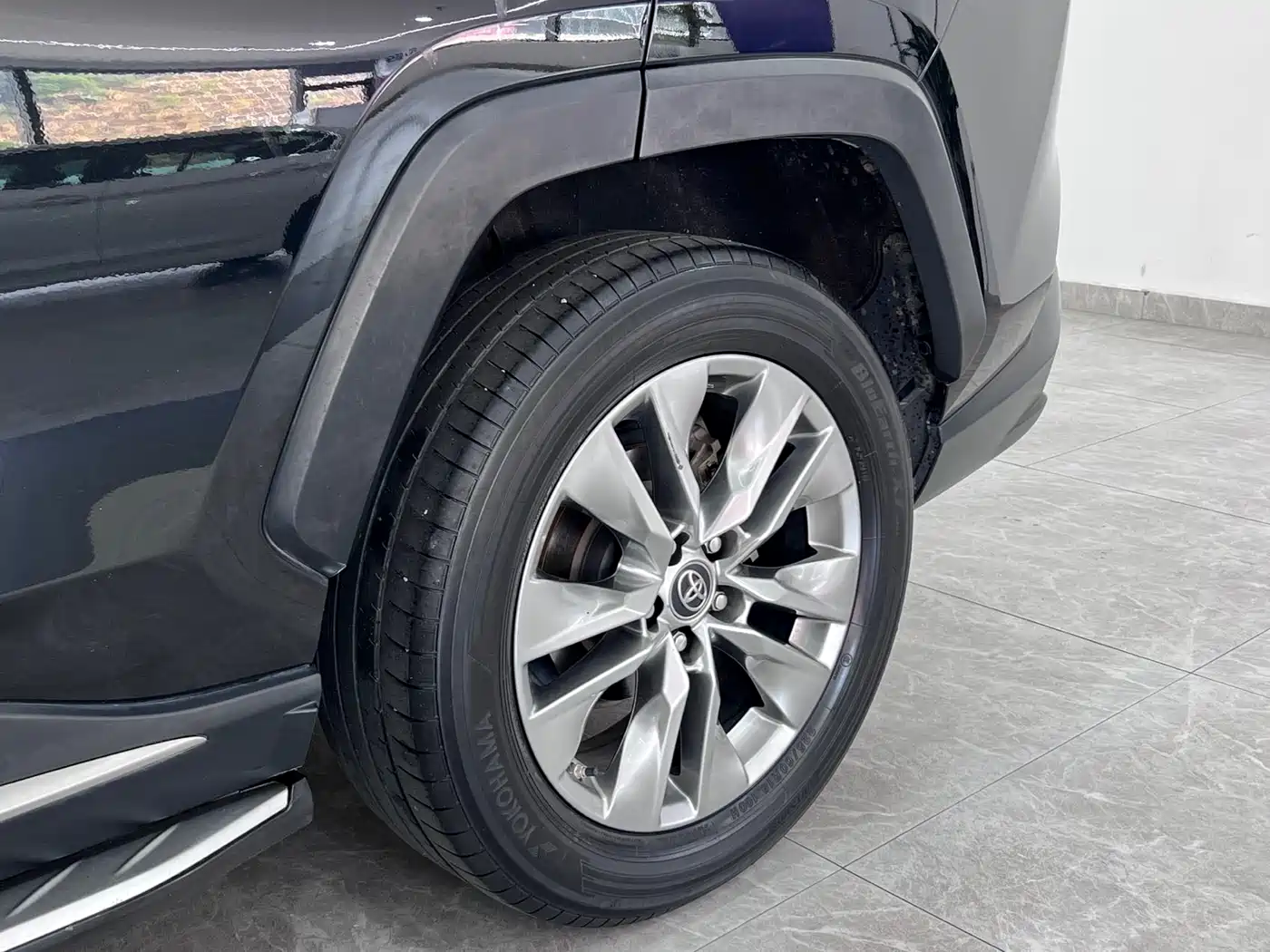 Toyota Wildlander 2022 2.0L CVT FWD Luxury Edition фото 8