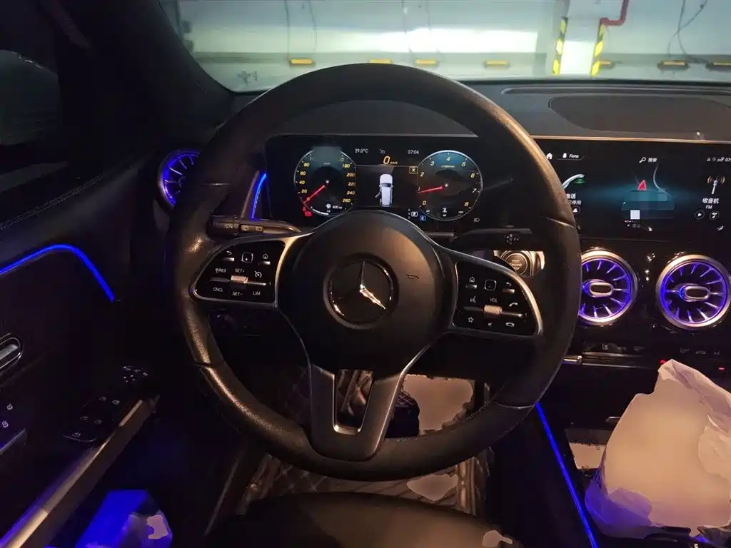 Mercedes-Benz GLB 2020 GLB 200 Dynamic фото 6