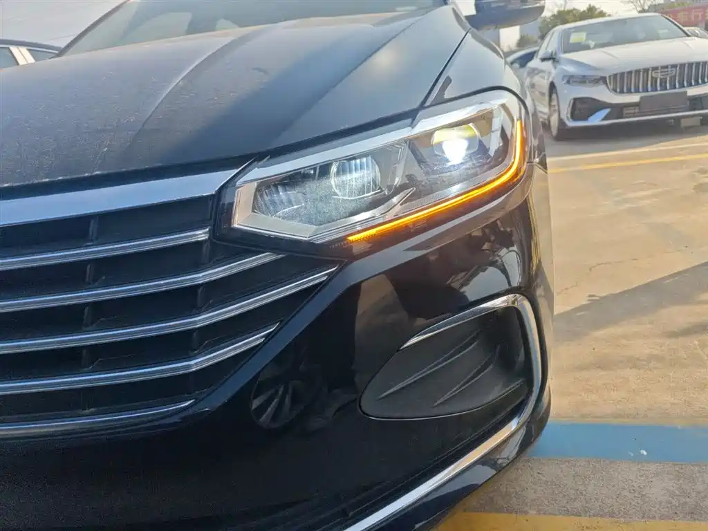 Volkswagen Lavida 2023 280TSI DSG Comfort Edition фото 18