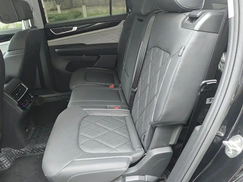 Volkswagen Teramont 2024 380TSI 4WD Prestige Luxury Edition фото 13