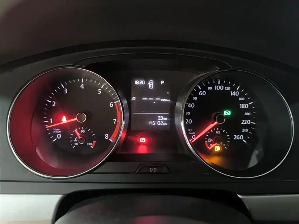 Volkswagen Lamando 2017 230TSI DSG Trend Edition фото 12