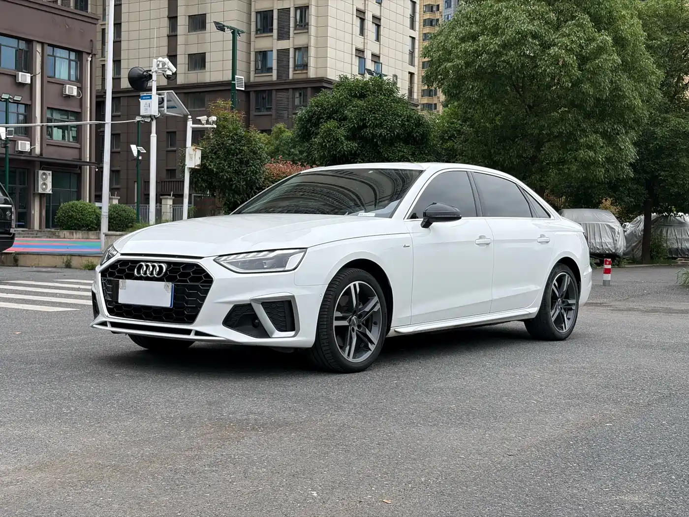 Audi A4L 2020 40 TFSI Luxury Dynamic