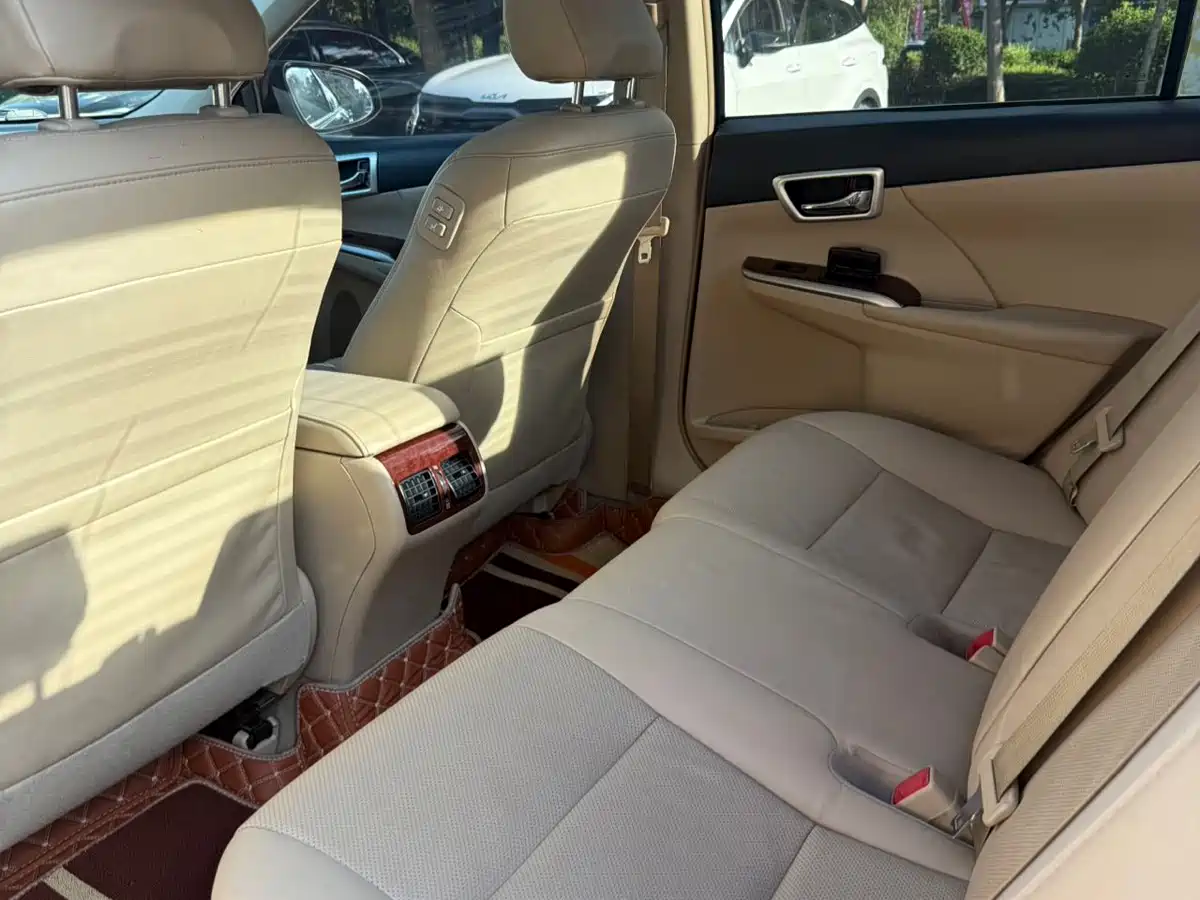 Toyota Camry 2013 2.0G Comfort фото 9