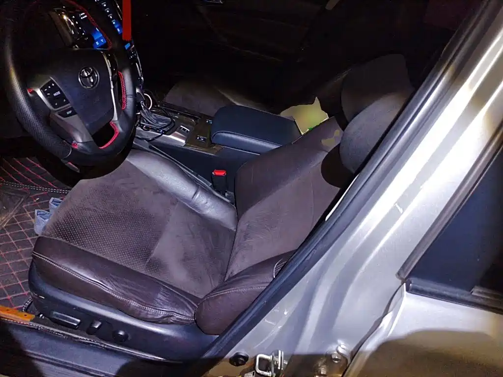 Toyota Reiz 2013 2.5V Premium Edition фото 16
