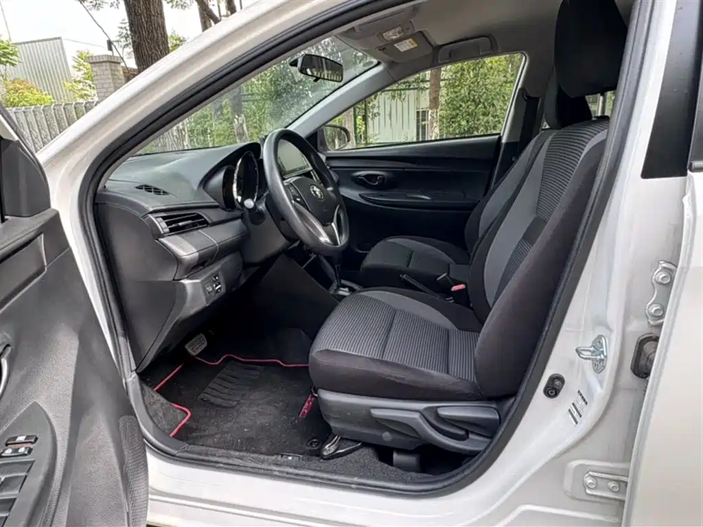 Toyota Vios 2022 1.5L 20th Anniversary Edition фото 11