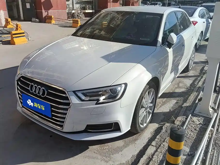 Audi A3 2020 Sportback 35 TFSI Progressive Type China VI