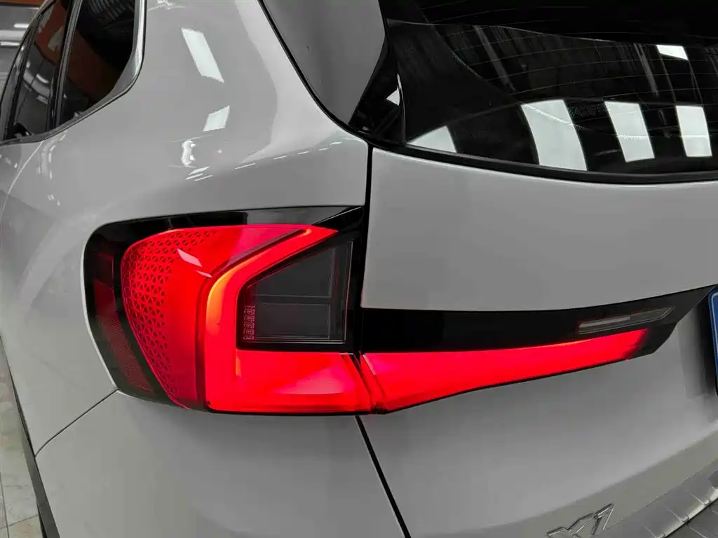 BMW X1 2024 sDrive20Li X Design Package фото 19