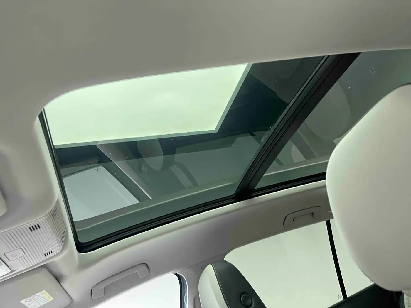 Volkswagen Talagon 2025 450TSI R-Line 6-Seater фото 4