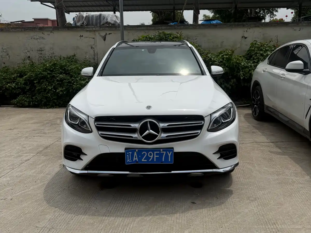 Mercedes-Benz GLC 2018 GLC 260 4MATIC Dynamic фото 2