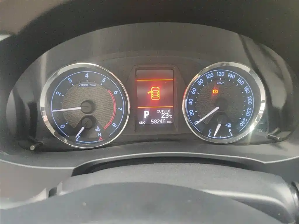 Toyota Corolla 2017 Model 1.2T CVT GL-i Leather Edition фото 7