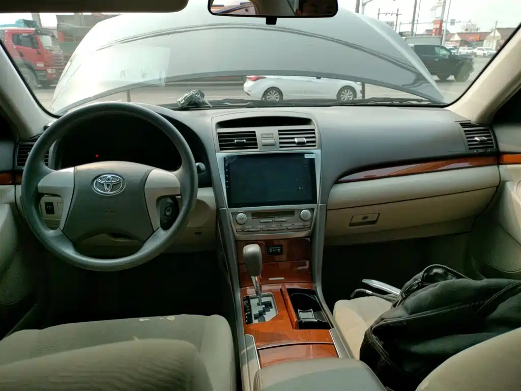 Toyota Camry 2013 200E Classic Elite Edition фото 7
