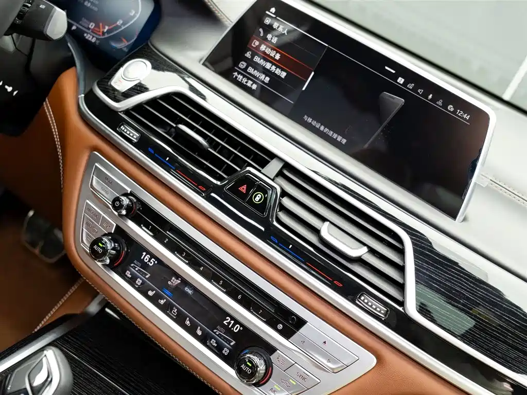 BMW 7 Series 2019 Facelift M760Li xDrive V12 Sport Package фото 21