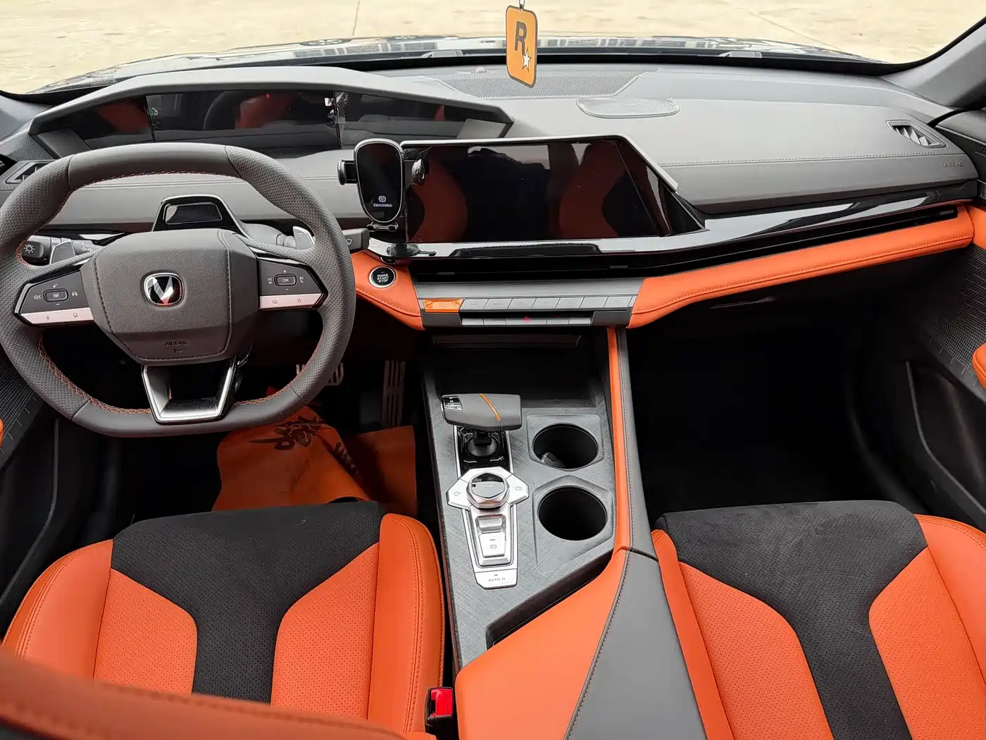 CHANGAN UNI-V