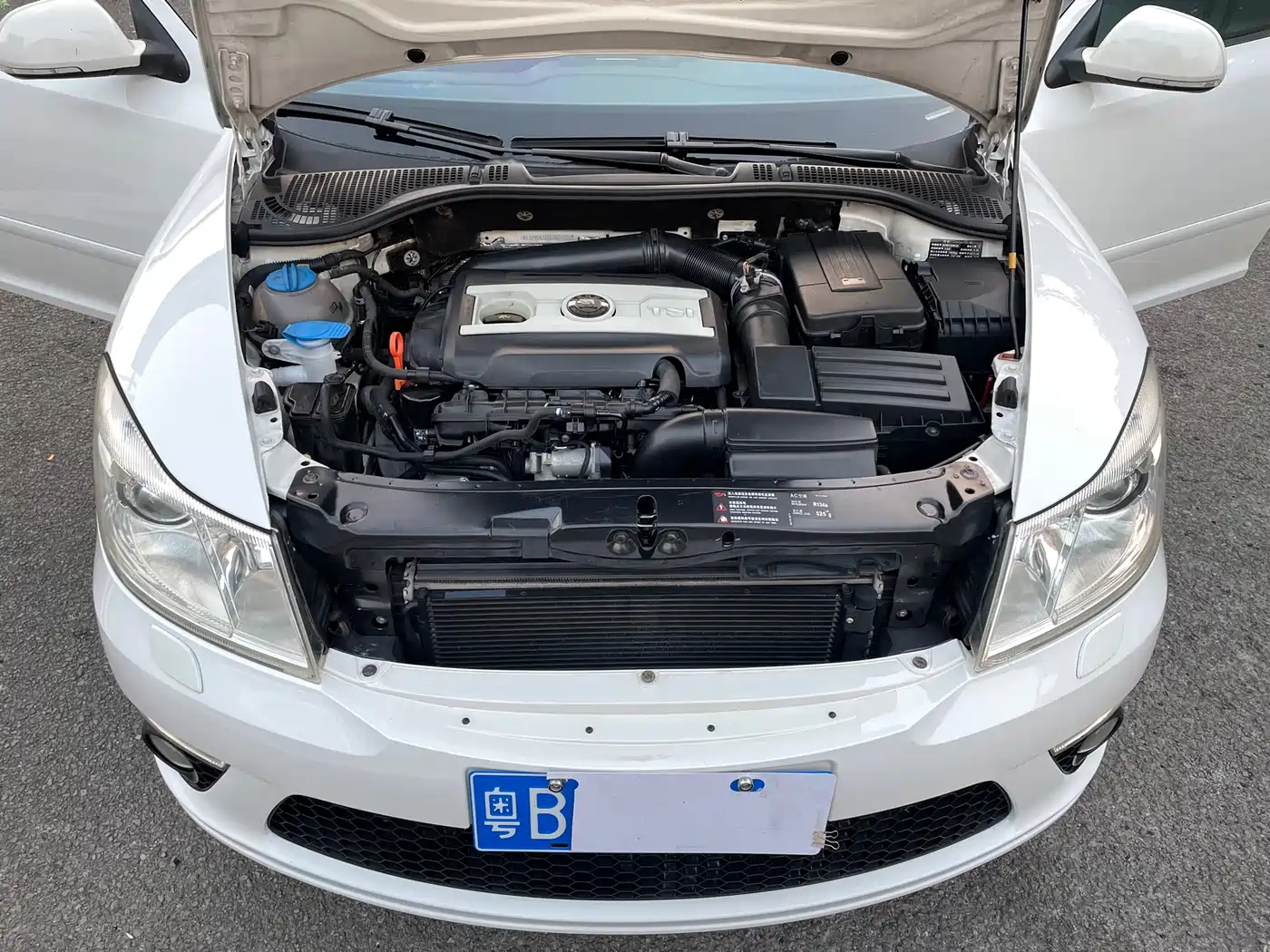 Škoda Octavia 2010 2.0TSI RS фото 15