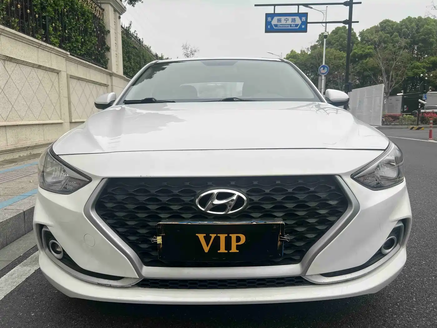 Hyundai Elantra 2017 1.6L Automatic Joy Value GLS фото 2