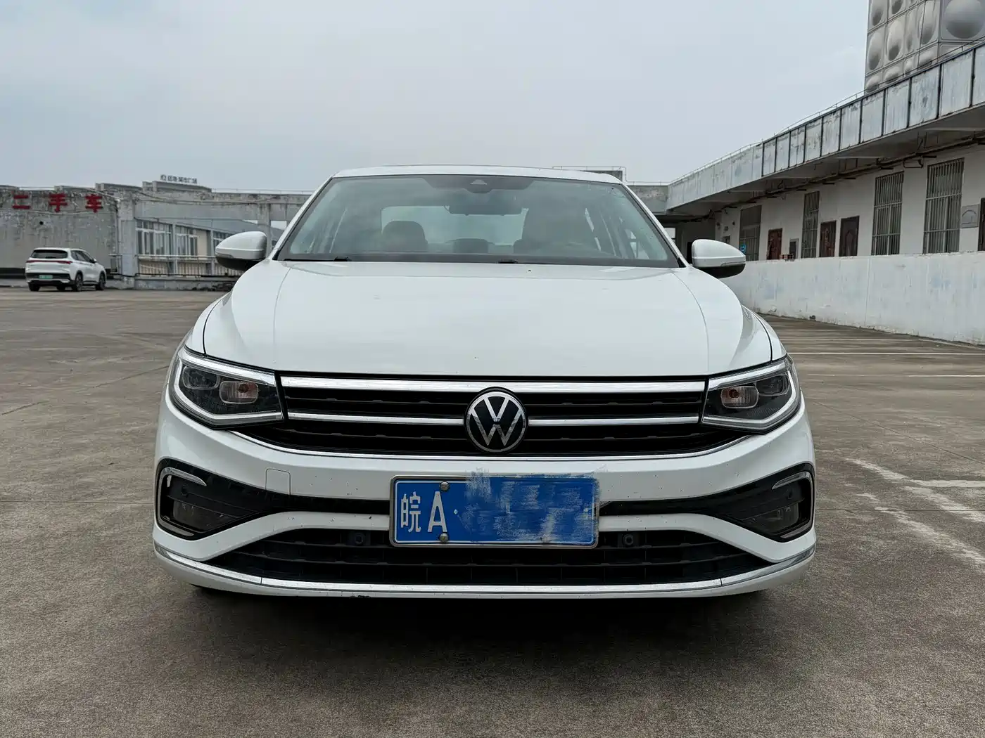 Volkswagen Bora 2023 300TSI DSG Premium Edition фото 3