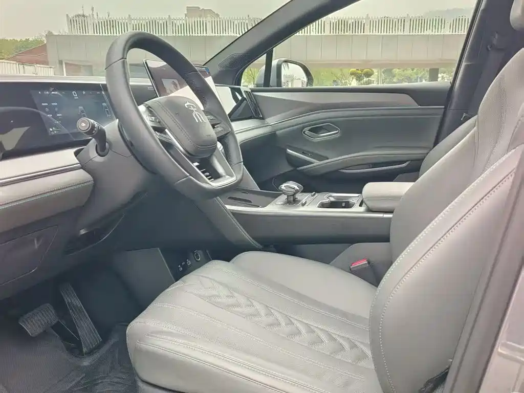 BYD Song L DM-i 2025 Smart Drive Edition 112km Surpassing фото 15