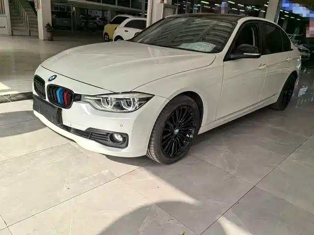 BMW 3 SERIES