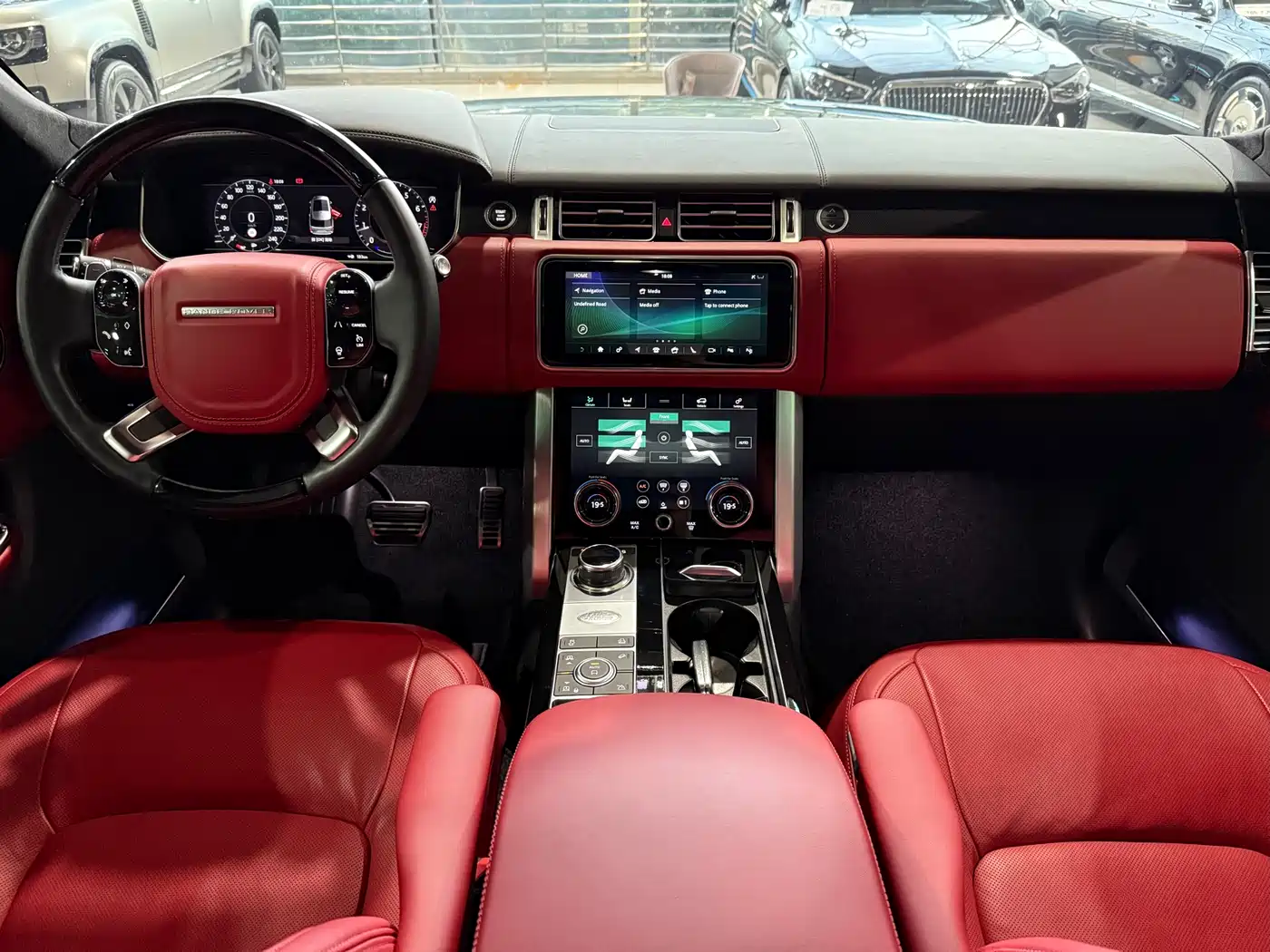 Land Rover Range Rover 2022 3.0 L6 400PS Prestige Genesis Extended Edition фото 12