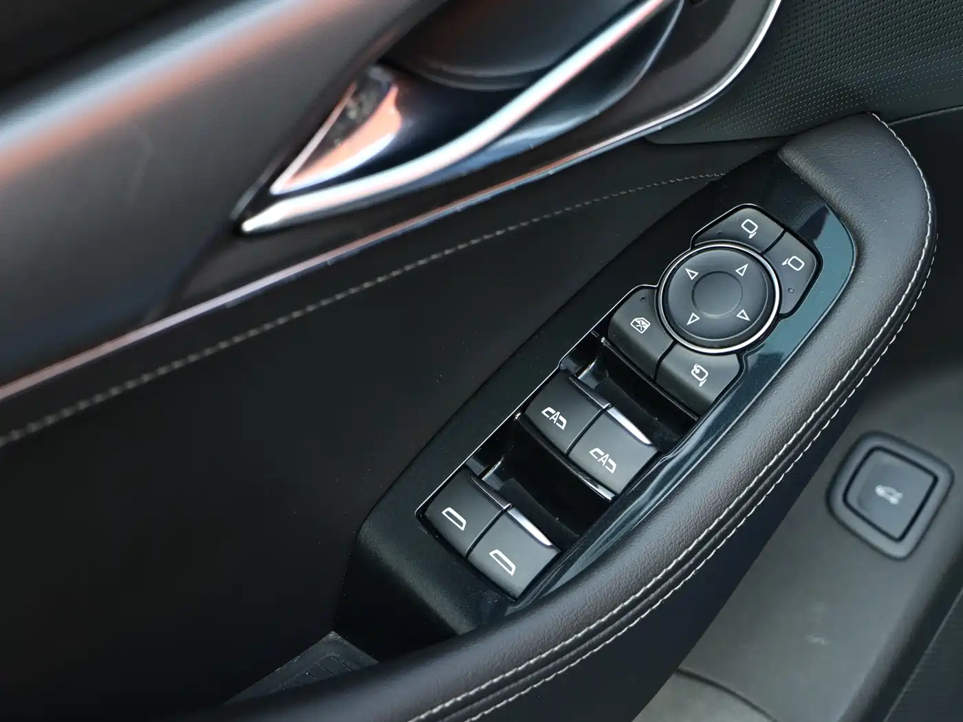 Cadillac CT5 2024 28T Luxury Model Pro фото 9