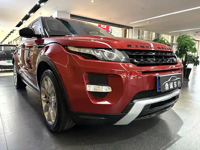 Land Rover Range Rover Evoque (Import) 2014 2.0T 5-door Brilliance Sport — фото 3