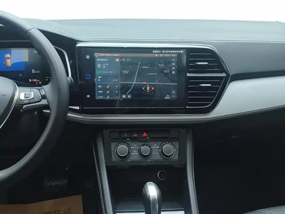 JETTA VS7
