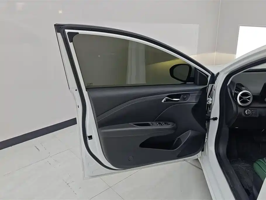 Chevrolet Monza 2023 1.5L DCT Enjoyment Edition фото 7
