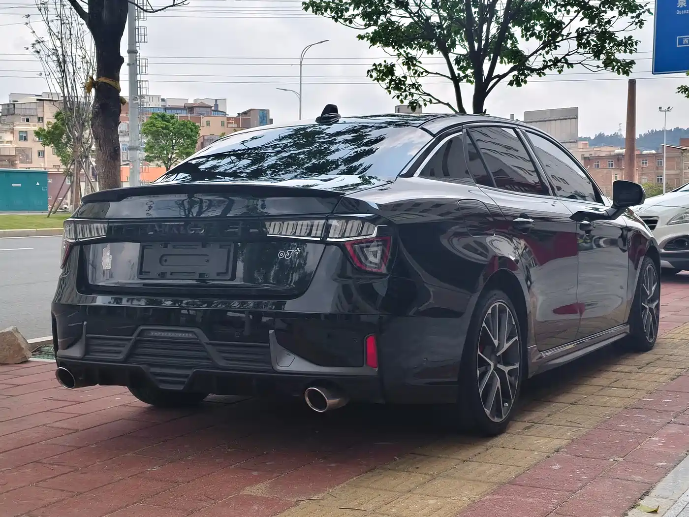 Lynk & Co 03 2021 2.0TD Auto Jin Pro фото 7
