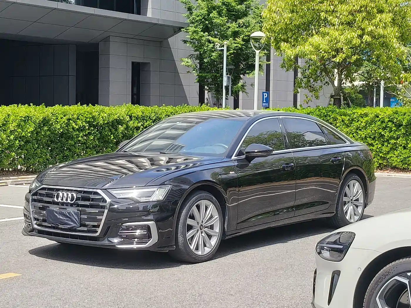Audi A6L 2021 45 TFSI Exclusive Sport