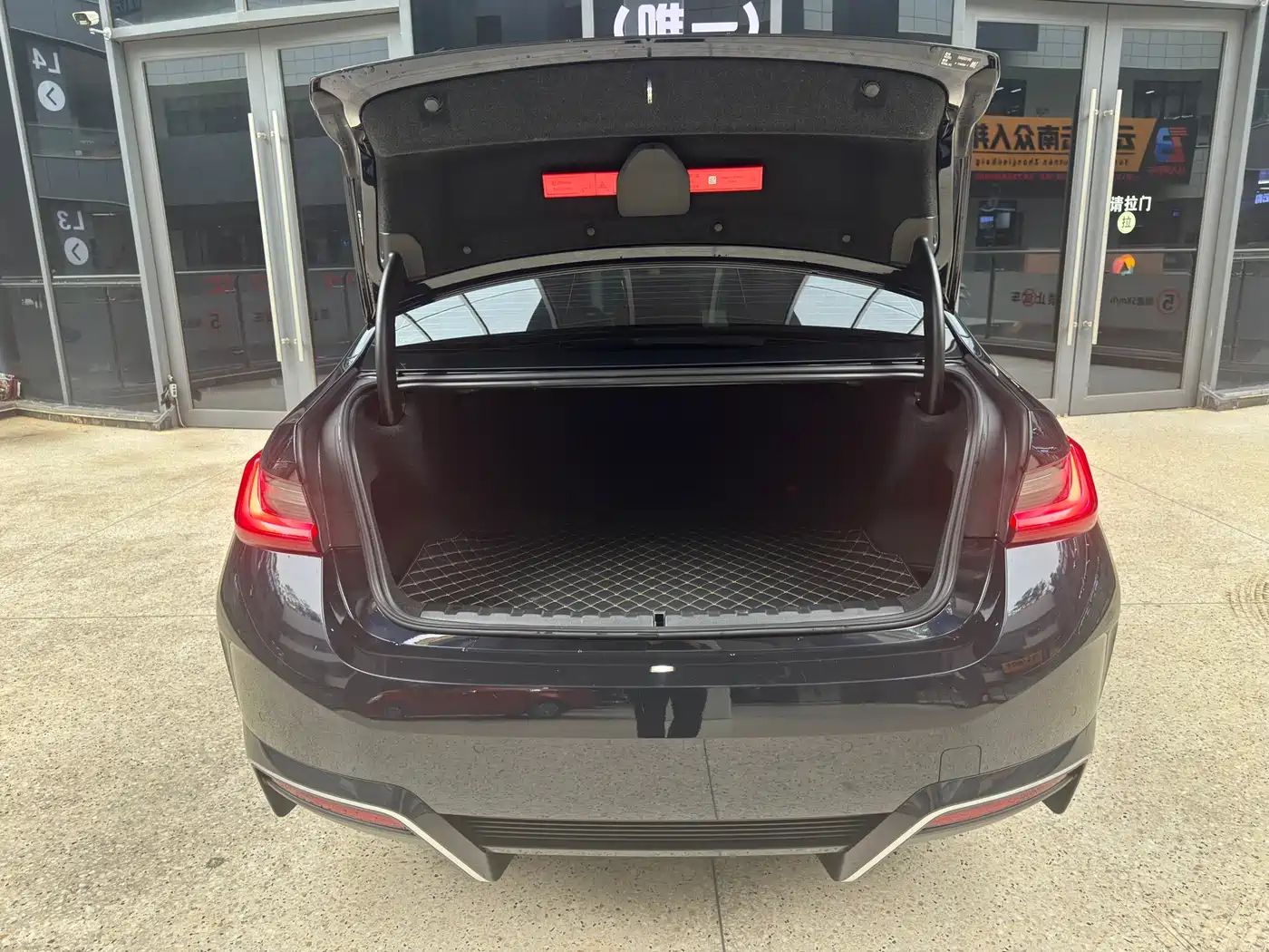 BMW i3 2024 eDrive 35 L фото 47