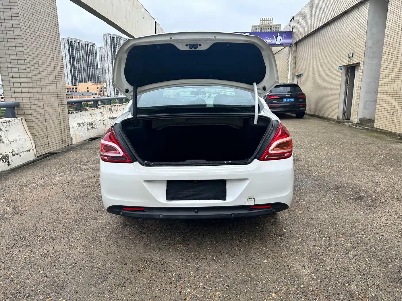 Peugeot 308 2014 2014 Model Joy Edition Classic 1.6L Automatic Trend Style