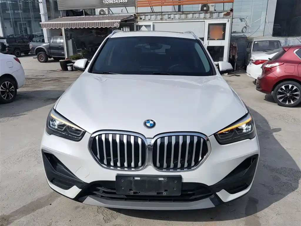 BMW X1 2020 sDrive25Li Leading Model фото 3