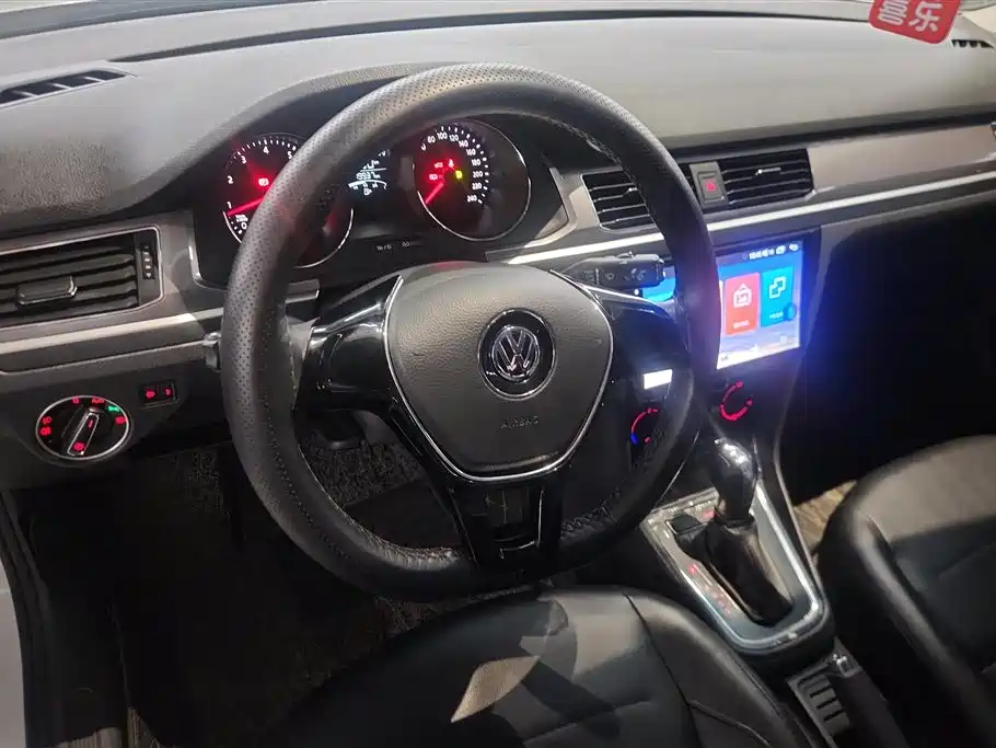Volkswagen Bora 2019 Bora Legend 1.5L Automatic Fashion China VI фото 12