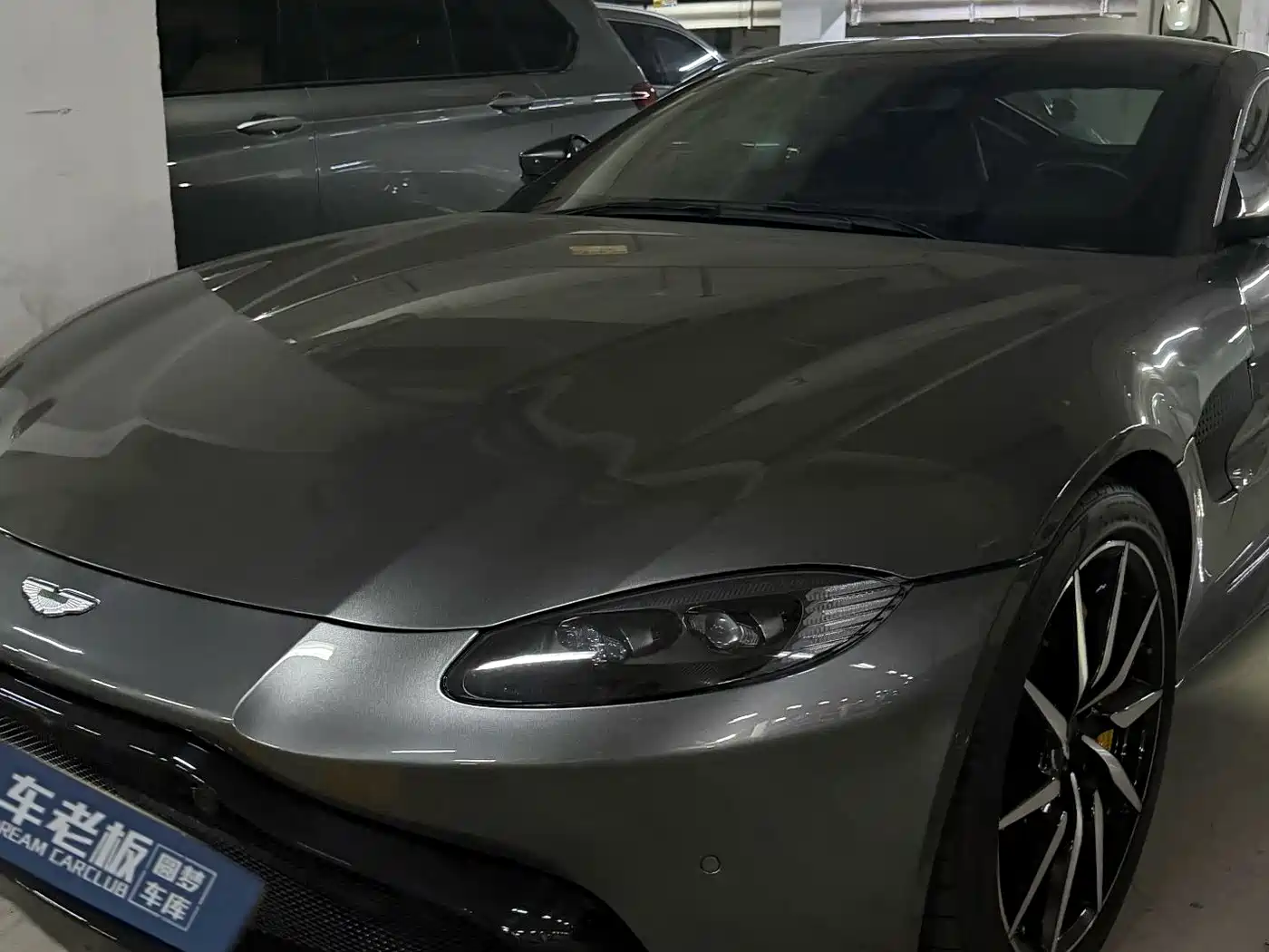 Aston Martin V8 Vantage 2020 2018 4.0T V8 Coupe