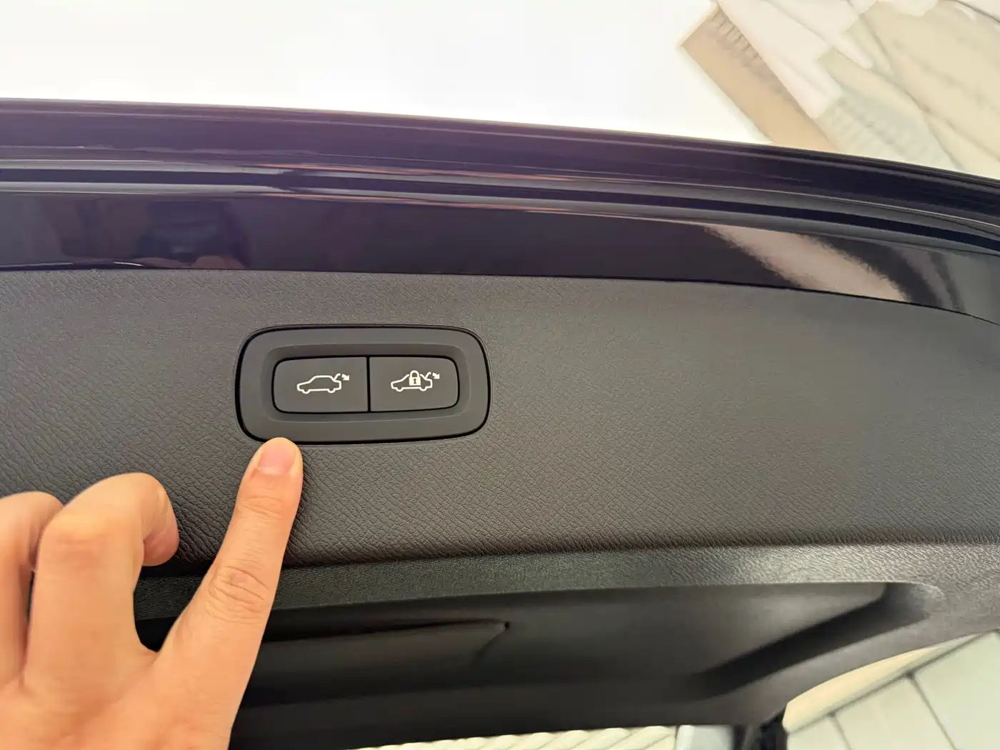 VOLVO XC90 PLUG IN HYBRID