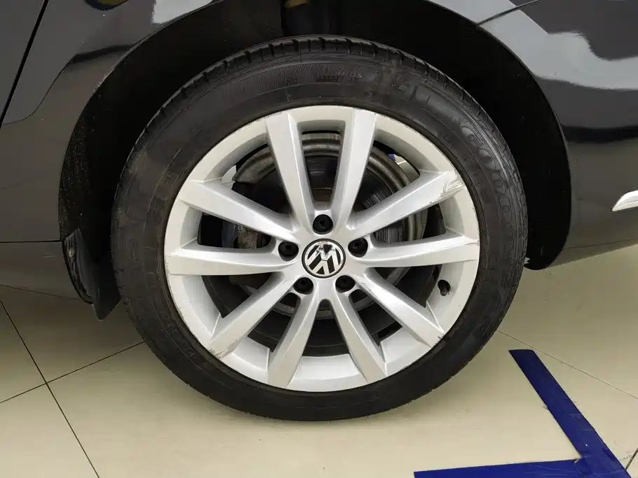 Фото 6 - Volkswagen Magotan