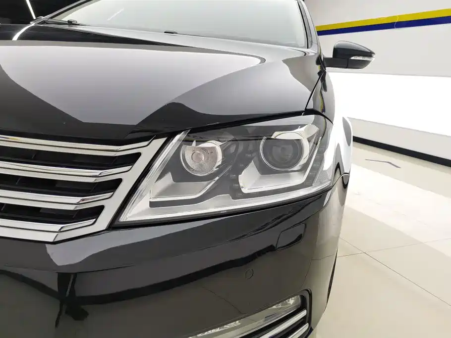 Фото 5 - Volkswagen Magotan