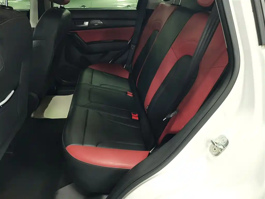 Haval H2 2018 Creation Edition 1.5T DCT 2WD Smart Style China V фото 17