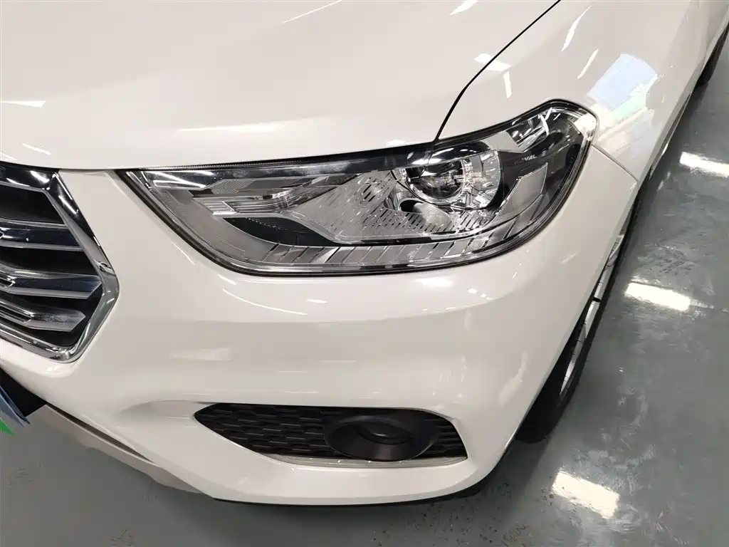 Haval H2 2018 Creation Edition 1.5T DCT 2WD Smart Style China V фото 24