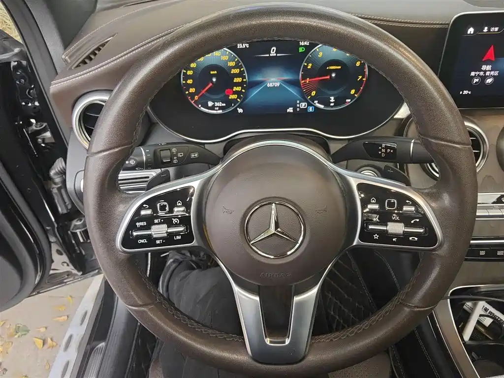 Mercedes-Benz GLC 2021 GLC 260 L 4MATIC Luxury фото 3