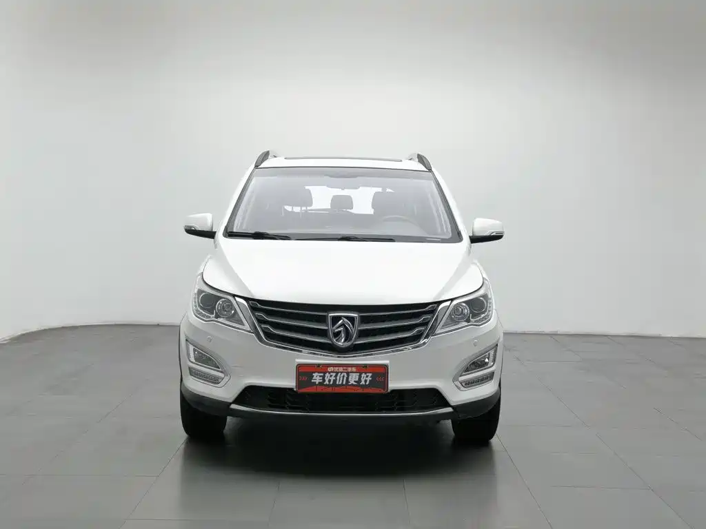 Baojun 560 2017 2016 1.8L Manual Luxury