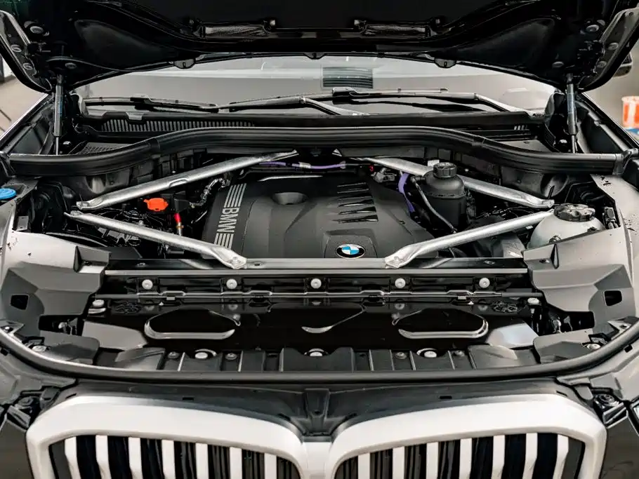 BMW X5 2025 Model xDrive 40Li Exclusive M Sport Blackout Package фото 27